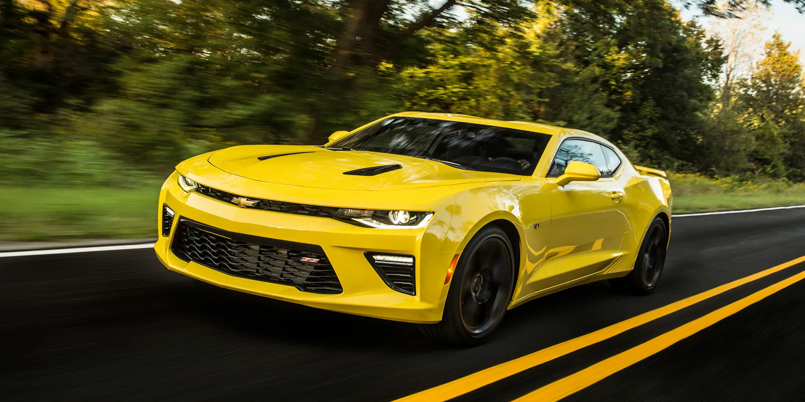 635942757416771786-2016-Chevrolet-Camaro-SS02
