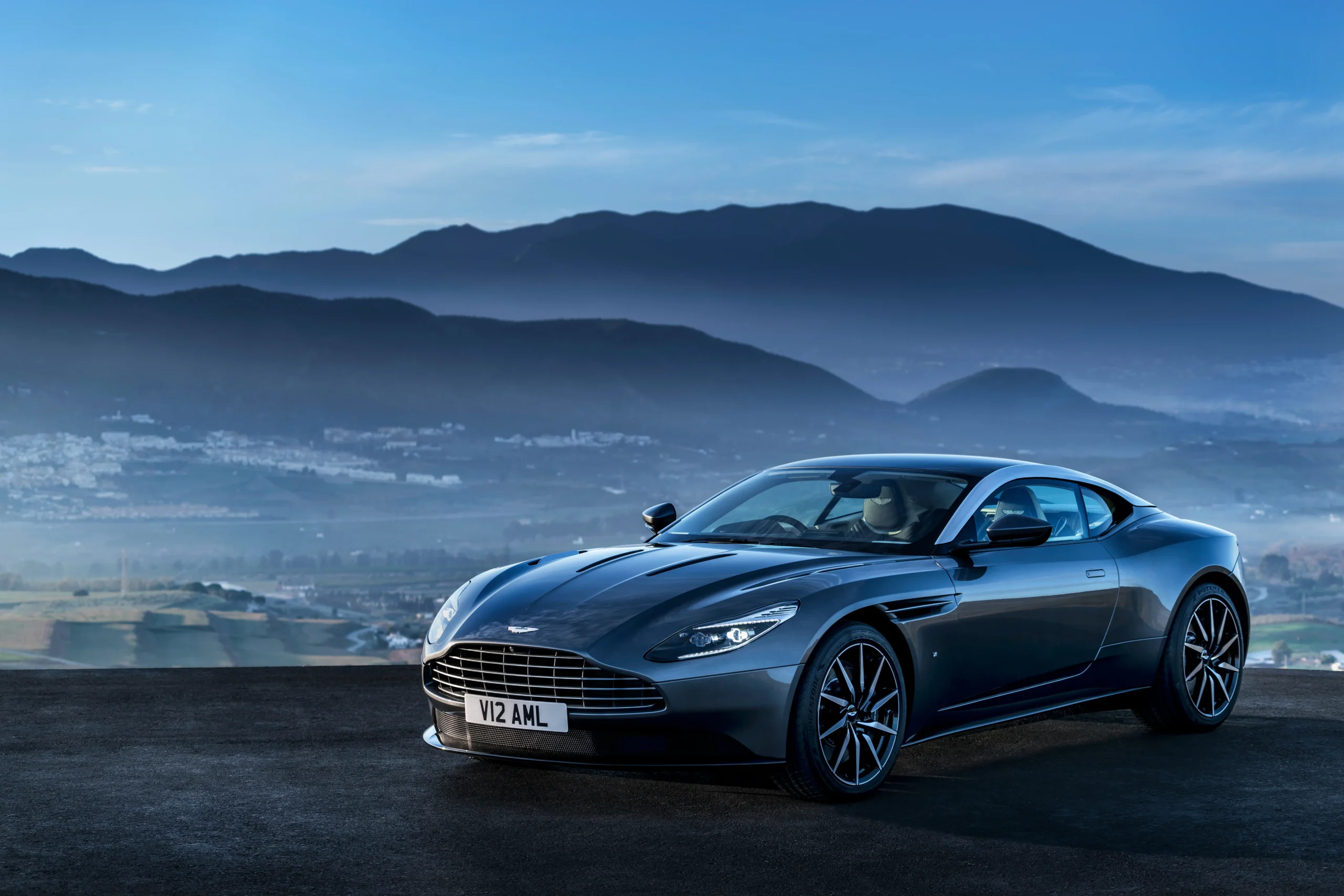 Aston_Martin_DB11_Embargo_010316_1400CET_02.0