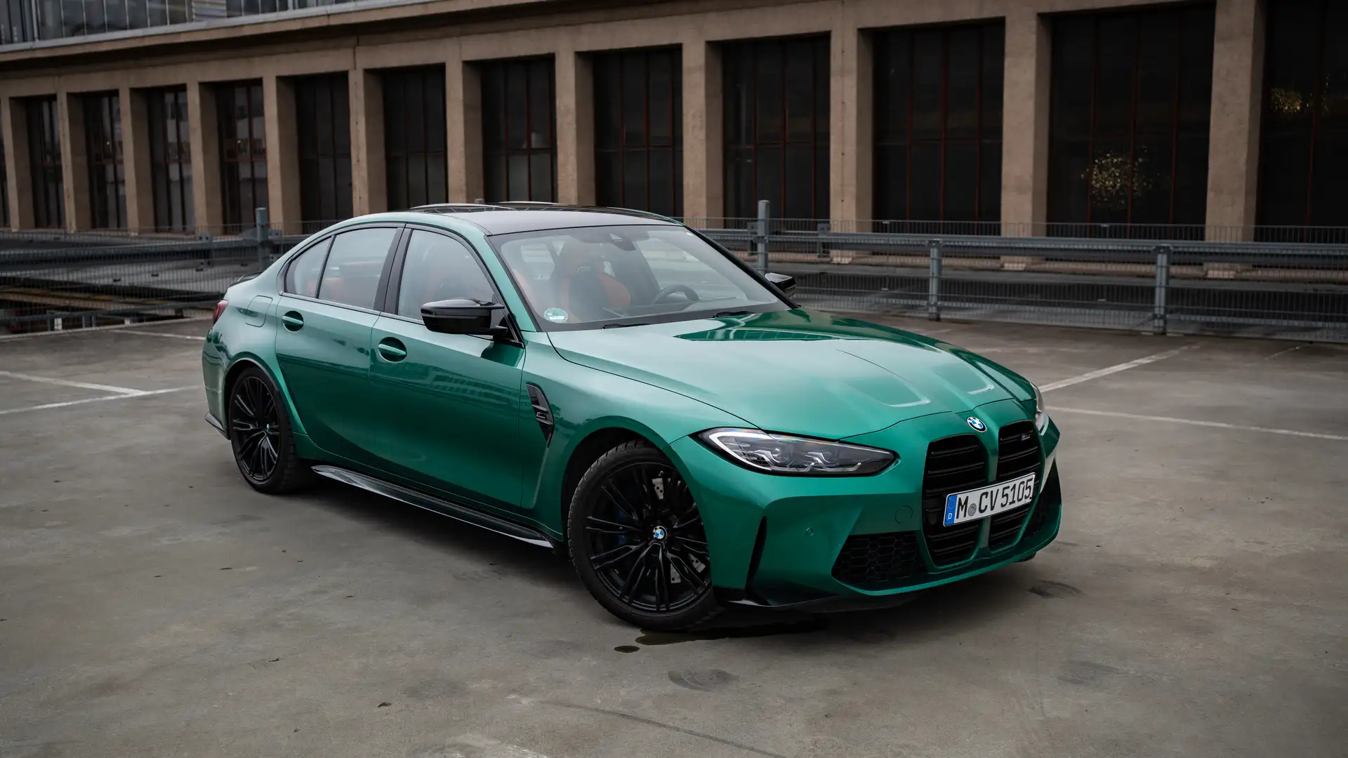 BMW-M3-Mietwagen-carvia-gruen-1920x1080