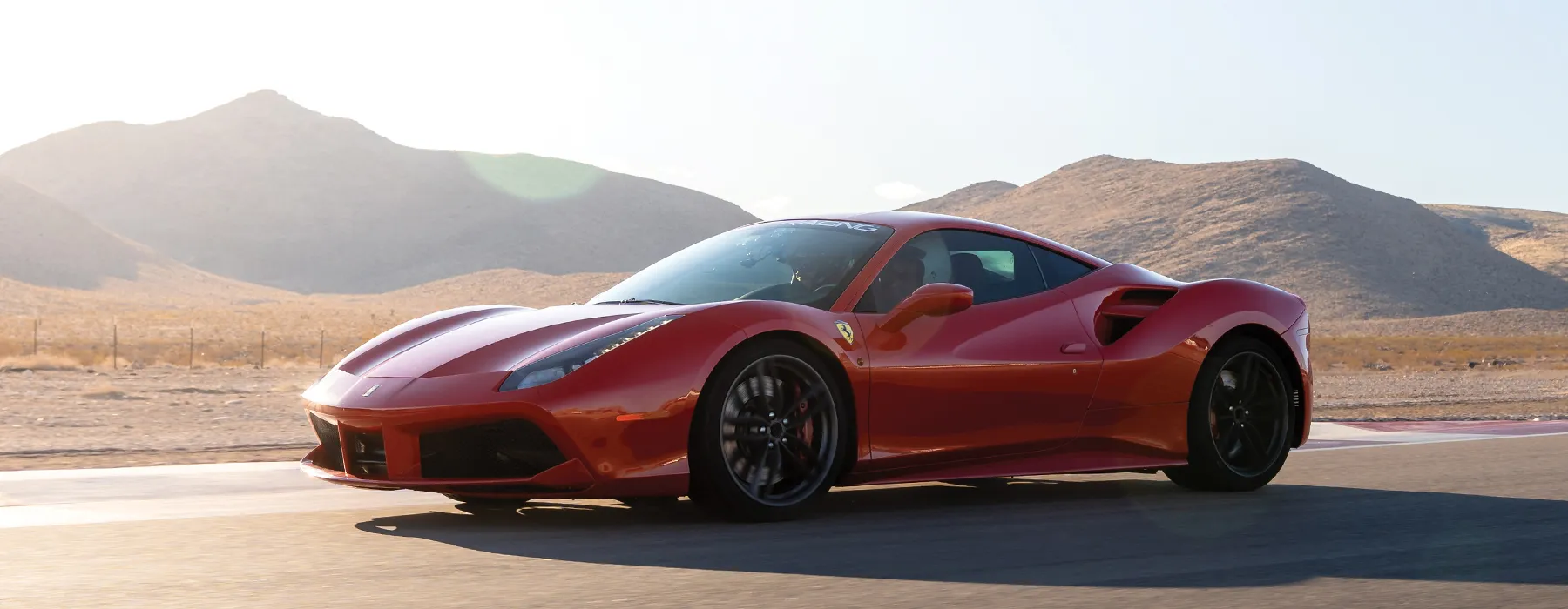 EXR_Ferrari_488_GTB_SLIDER 3